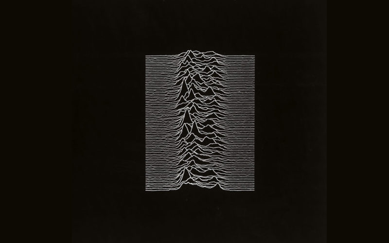 Peter Hook a Genova per suonare Joy Division e New Order