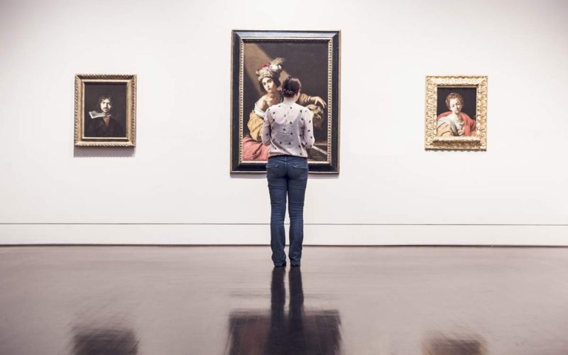 Andar per mostre: le 7 regole d’oro per adulti e bambini