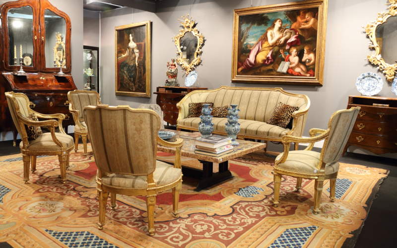 Antiqua: l’antiquariato in mostra ai Magazzini Del Cotone