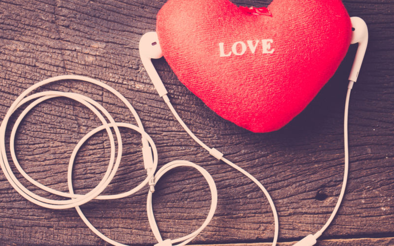 San Valentino: le nostre 14 canzoni d’amore italiane dell’ultimo decennio