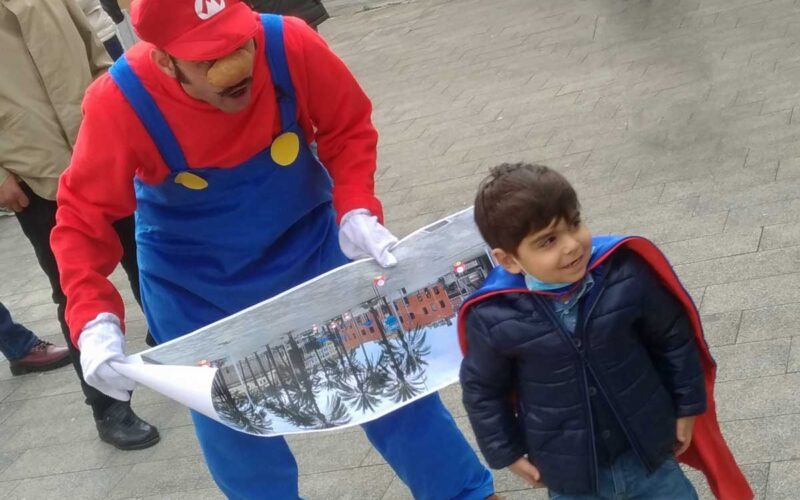 Sulla ruota panoramica con Super Mario e Make A Wish Italia
